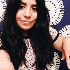 Meet your Posher, Vanessa